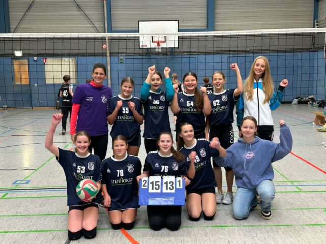 Siegerfoto U14w 1. Spiel